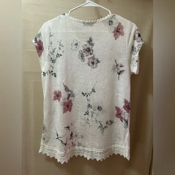 Via Vitale Made in Italy Floral Crochet Hem Blouse | Size M - Picture 5 of 5